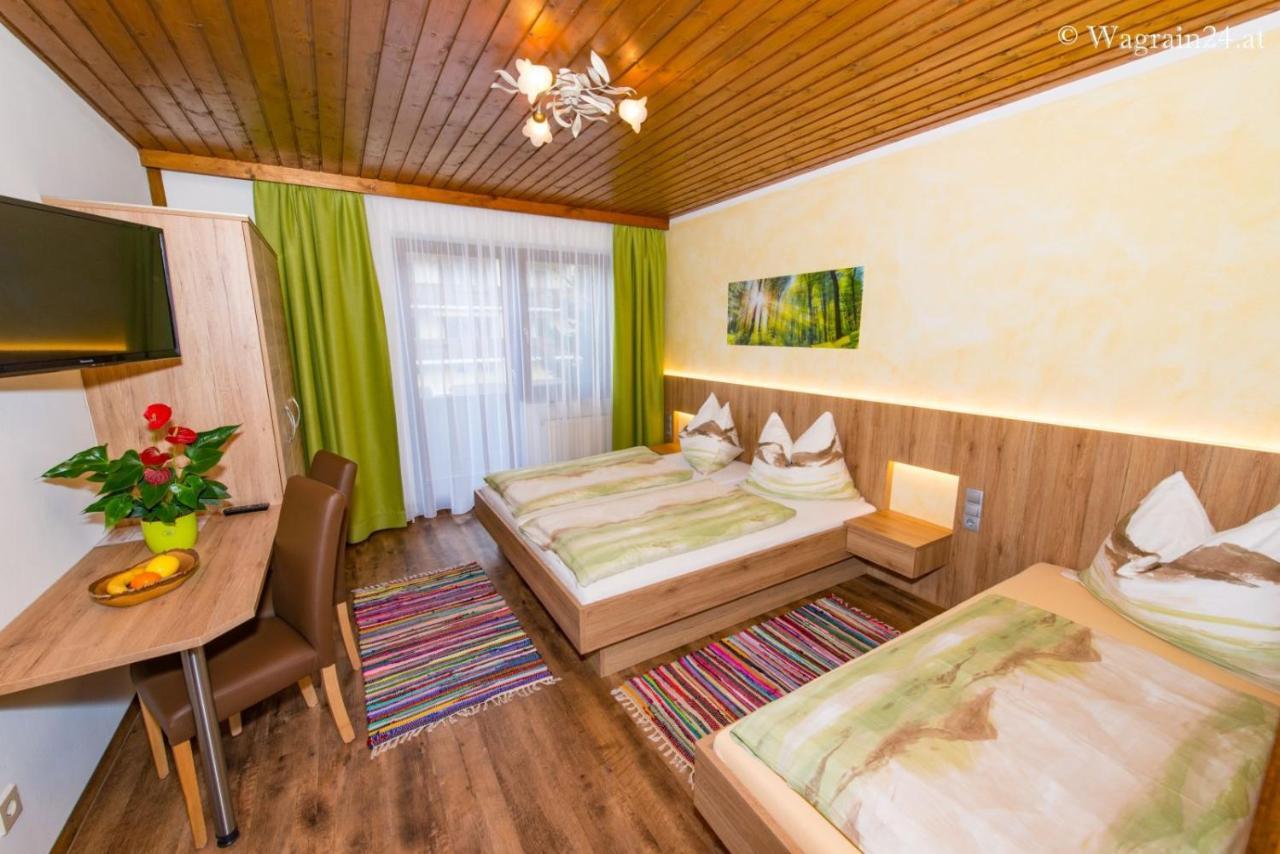 Pension Montana Wagrain Εξωτερικό φωτογραφία